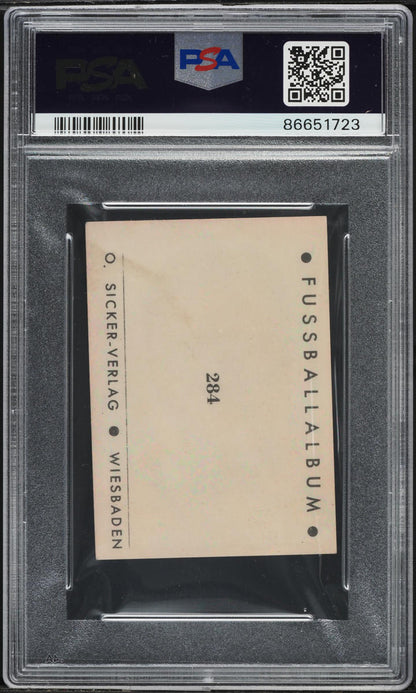 1963 Sicker-Verlag Bundesliga-Asse Eusebio ROOKIE #284 PSA 3 VG