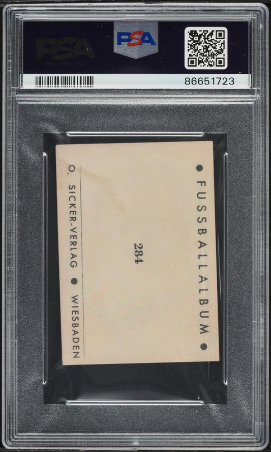 1963 Sicker-Verlag Bundesliga-Asse Eusebio ROOKIE #284 PSA 3 VG